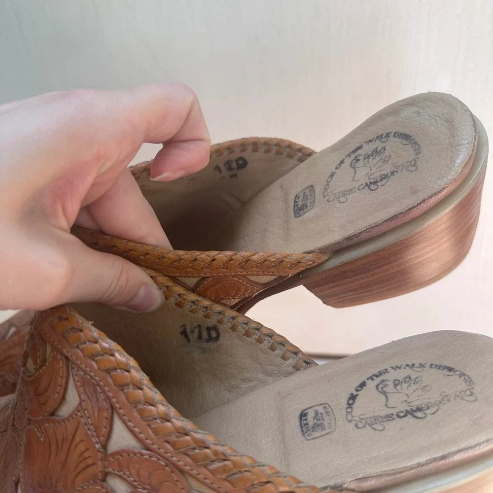 Carrie Cameron Art Leather Mules Tan Brown Tooled Floral Square Toe Mens 11D